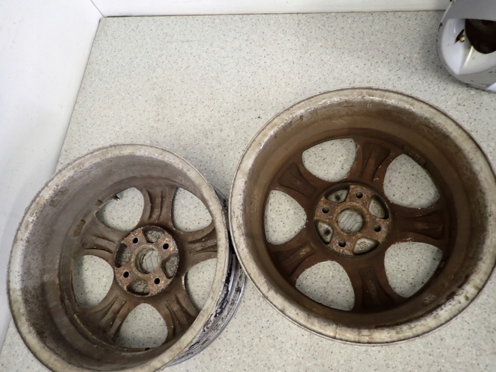 SUZUKI SWIFT MK6 05- FELGI ALUMINIOWE KOMPLET 15\