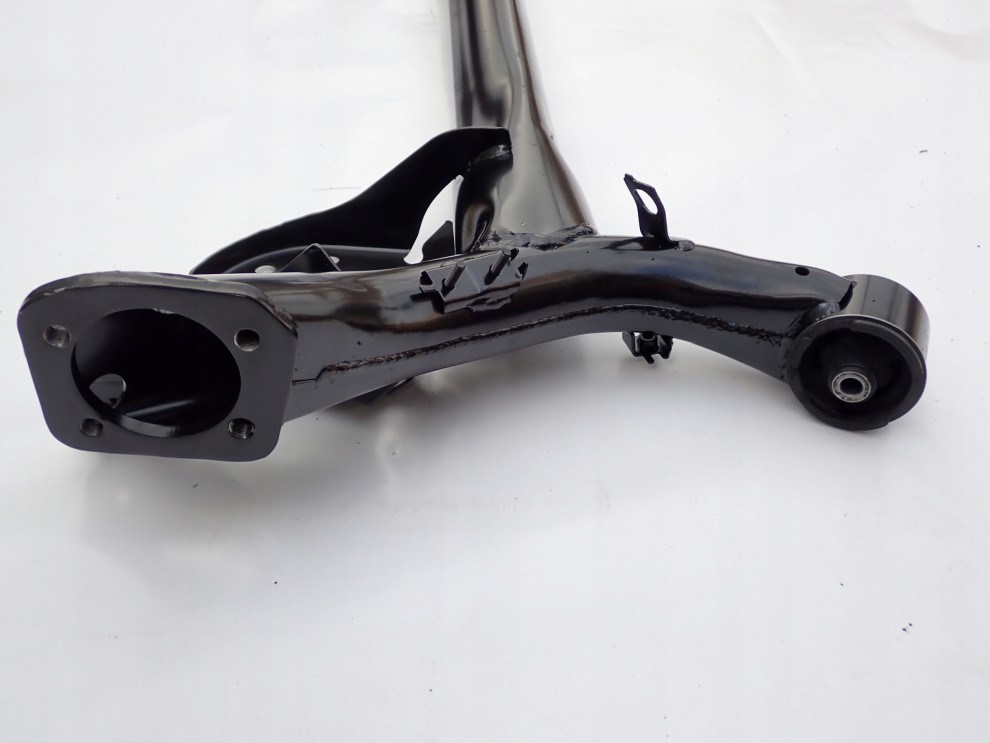 TOYOTA YARIS II P9 YARIS III P13 BELKA TYLNA ZAWIESZENIA TYŁ BĘBNY 5/8