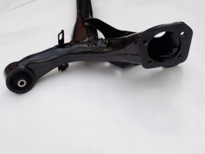 TOYOTA YARIS II P9 YARIS III P13 BELKA TYLNA ZAWIESZENIA TYŁ BĘBNY 4/8 MINIATURA