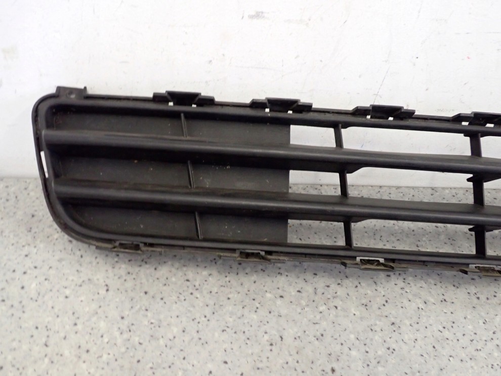 SUZUKI SWIFT 07-09 ATRAPA GRILL KRATKA DOLNA W ZDERZAK 5/10