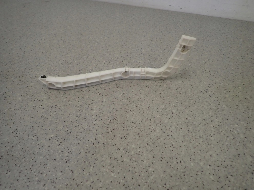 GRAND VITARA II 5d 06 - ŚLIZG ZDERZAKA TYLNY LEWY 2/5