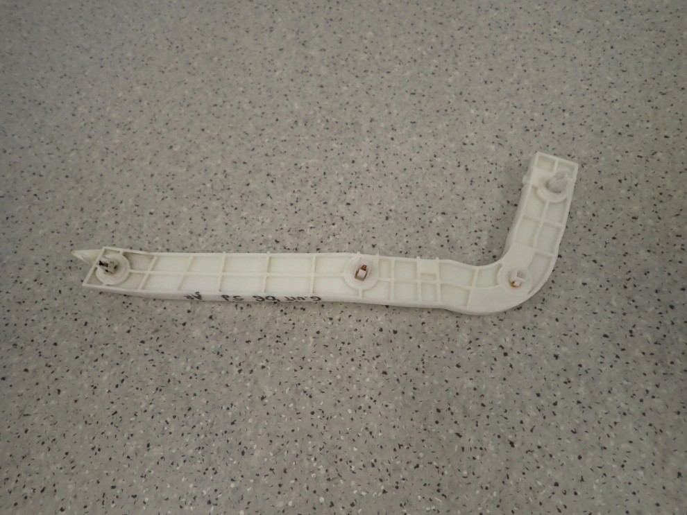 GRAND VITARA II 5d 06 - ŚLIZG ZDERZAKA TYLNY PRAWY 4/7