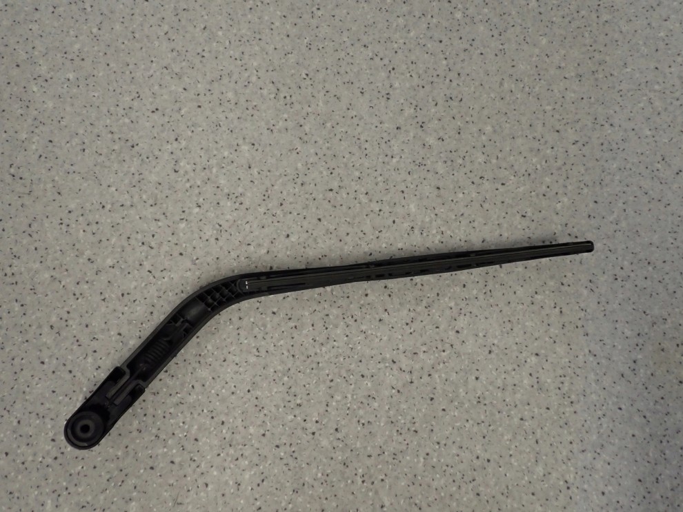 NISSAN NOTE E11 05-10 RAMIE WYCIERACZKI TYŁ 5/6