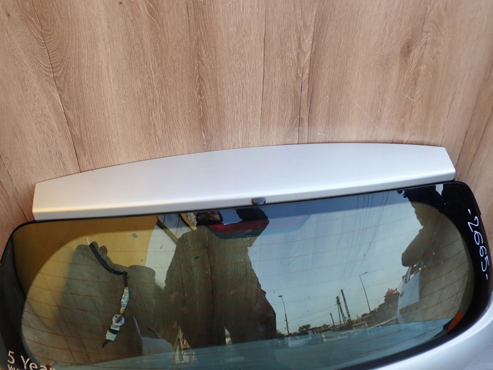 TOYOTA YARIS FR 99-05 KLAPA BAGAŻNIKA SZYBA 1E7 2/16
