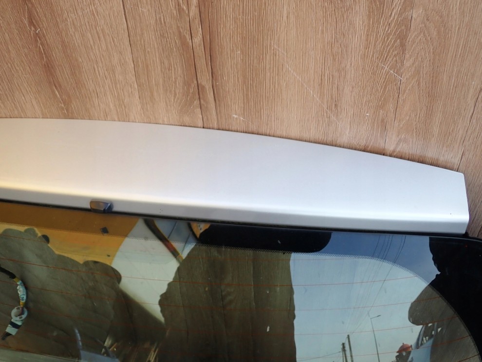 TOYOTA YARIS FR 99-05 KLAPA BAGAŻNIKA SZYBA 1E7 4/16