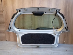 TOYOTA YARIS FR 99-05 KLAPA BAGAŻNIKA SZYBA 1E7 15/16 MINIATURA