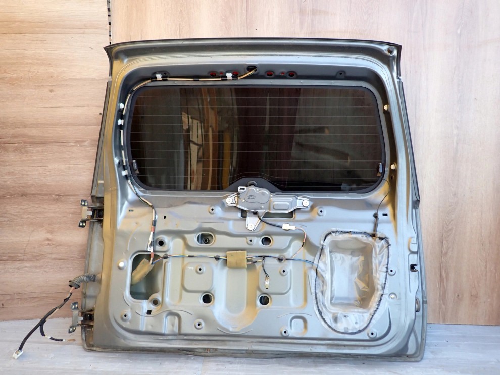 SUZUKI GRAND VITARA 06- KLAPA BAGAŻNIKA SZYBA TYŁ ZDL 10/11