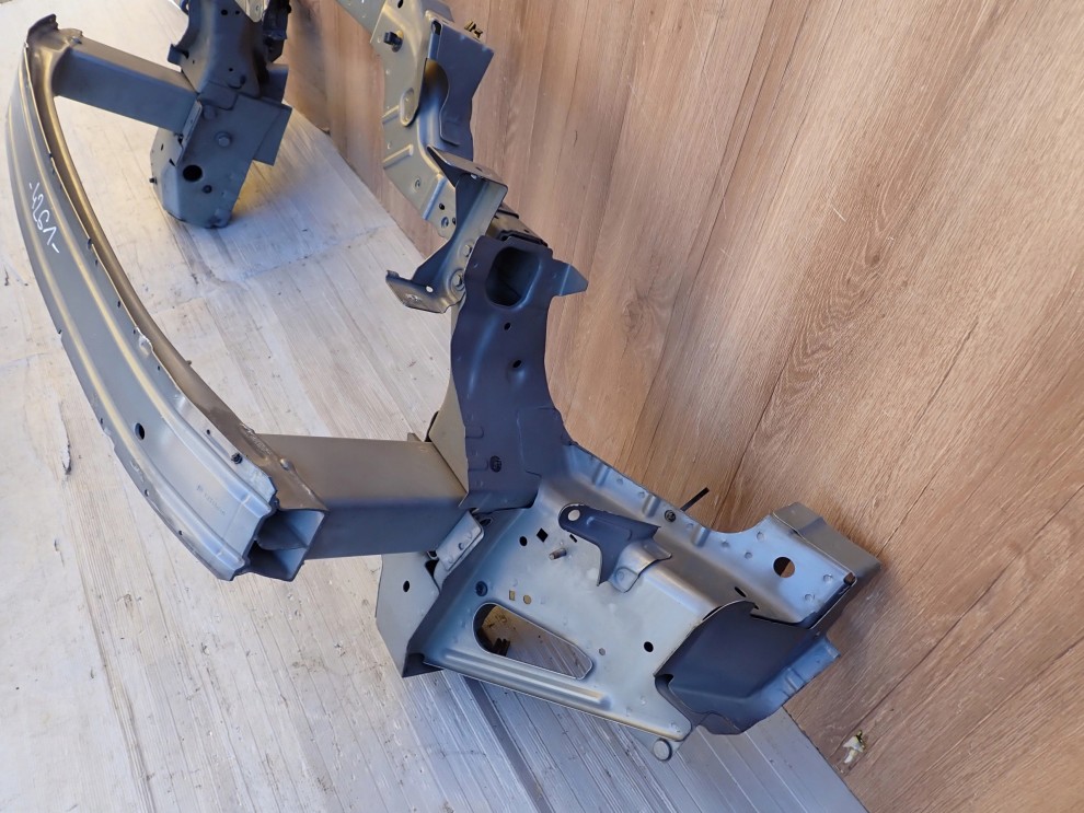 CHEVROLET ORLANDO 10- PAS PRZEDNI GYM 4/8