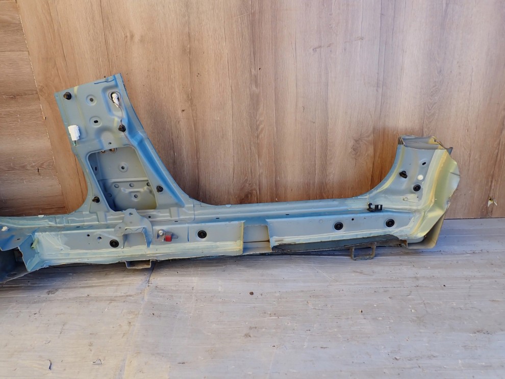 SUZUKI SPLASH 08-14 PRÓG LEWY 11/11