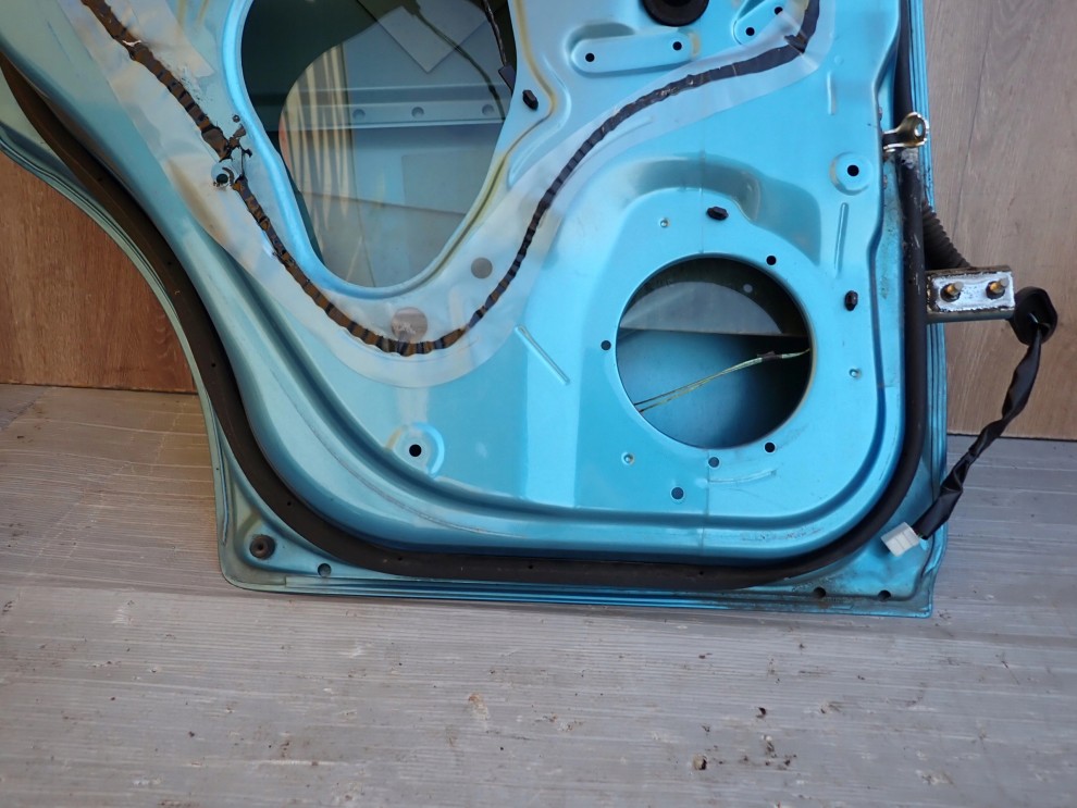 SUZUKI SPLASH 08-14 DRZWI TYLNE LEWE ZDQ 14/14