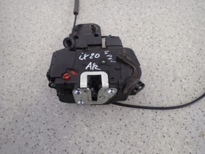 HYUNDAI IX20 HB 5D 09- ZAMEK DRZWI TYLNY PRAWY 4 PIN 5/6 MINIATURA