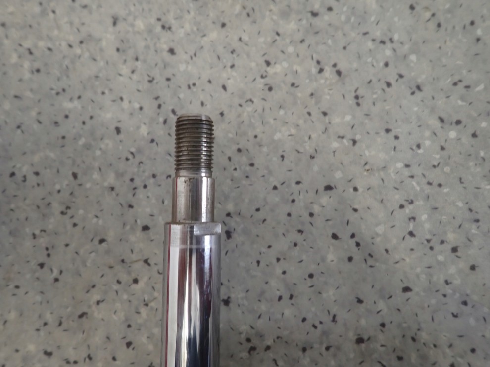 KYB 363062 Amortyzator wkład amortyzatora przedniego 4/16