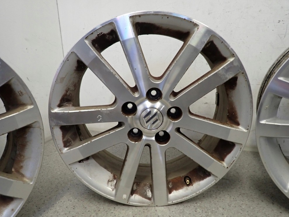 SUZUKI GRAND VITARA 06- FELGI ALUMINIOWE KOMPLET 17x6.5J 5X114.3 3/10