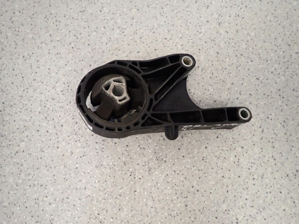 CHEVROLET ORLANDO 1.4T 10- PODUSZKA SILNIKA PRZÓD 2/6