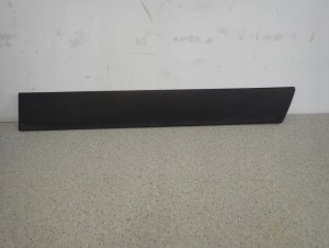 SUZUKI SX4 S-CROSS 13-21 LISTWA DRZWIPRZEDNIA PRAWA