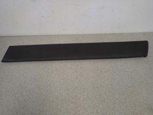 SUZUKI SX4 S-CROSS 13-21 LISTWA DRZWIPRZEDNIA PRAWA 2/7 MINIATURA