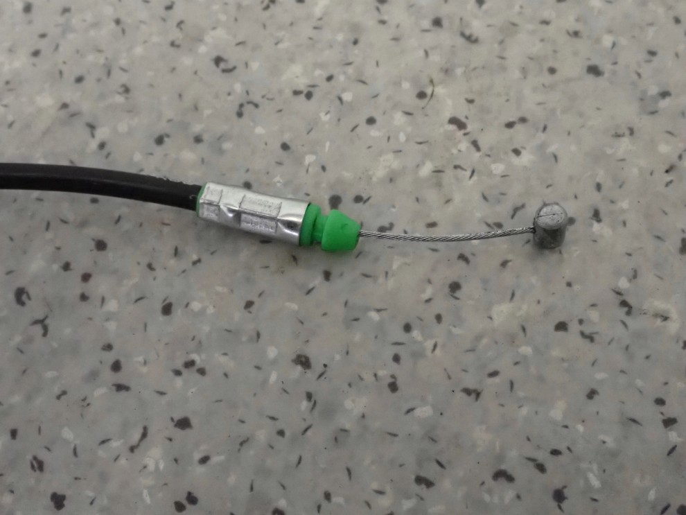 SUZUKI GRAND VITARA 06-11 LINKA OTWIERANIA MASKI POKRYWY SILNIKA 3/6