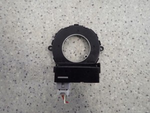 SUZUKI SWIFT MK7 10- CZUJNIK KĄTA SKRĘTU 5/6 MINIATURA