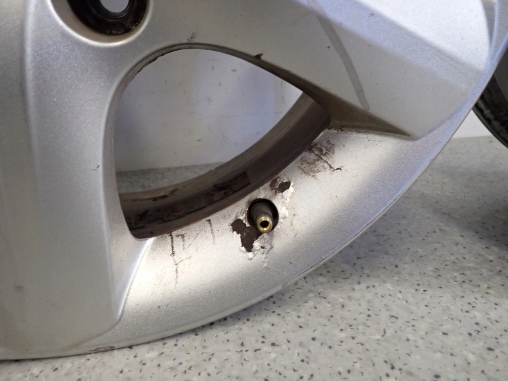 SUZUKI SX4 06- FELGI ALUMINIOWE ALUFELGI 16x6J ET50 7/11