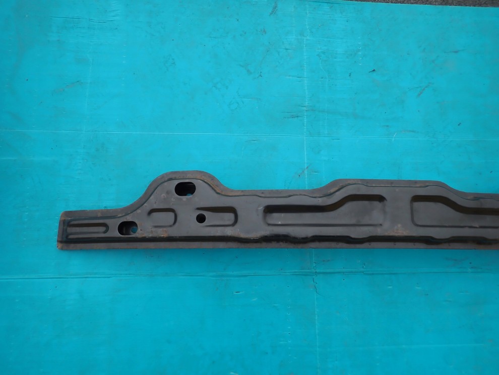 HYUNDAI SANTA FE 01-05 BELKA ZDERZAKA PRZEDNIEGO 2/4