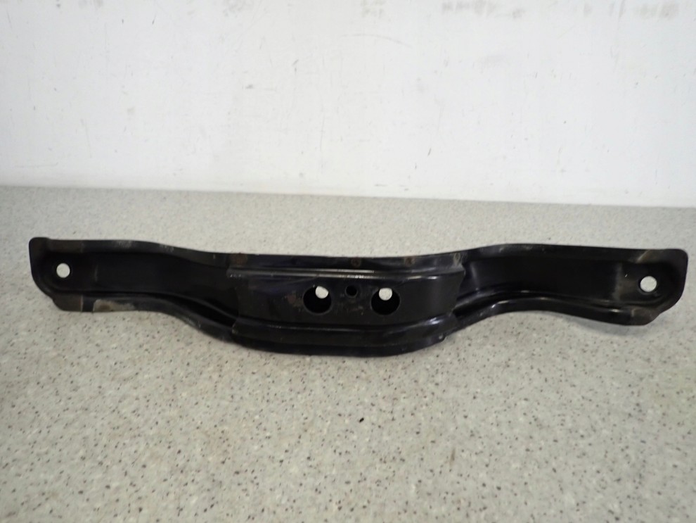 SUBARU IMPREZA III GH 07- BELKA WZMACNIAJĄCA SKRZYNI BIEGÓW 3/6