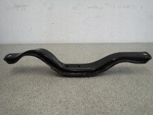 SUBARU IMPREZA III GH 07- BELKA WZMACNIAJĄCA SKRZYNI BIEGÓW 2/6 MINIATURA