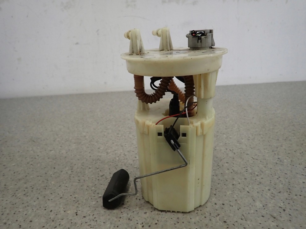 KIA RIO I BENZYNA 00-04 POMPA PALIWA W ZBIORNIK PŁYWAK 1/5