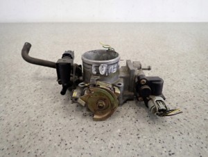 HONDA CIVIC VII 01- 1.6i PRZEPUSTNICA POWIETRZA