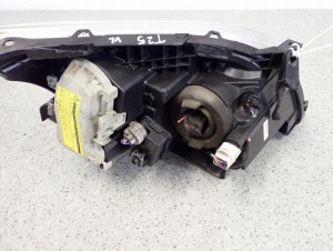 TOYOTA AVENSIS T25 03-05 REFLEKTOR LAMPA PRZEDNIA LEWA 10/10 MINIATURA