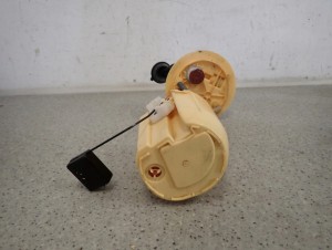 TOYOTA YARIS II 1.4 D4D 06-09 CZUJNIK POZIOMU PALIWA 5/5 MINIATURA