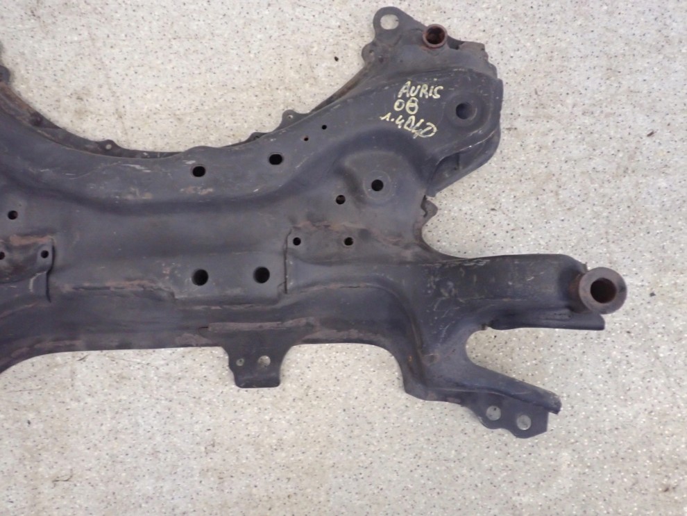 TOYOTA AURIS I 07-12 BELKA ZAWIESZENIA PRZEDNIEGO SANKI 3/6