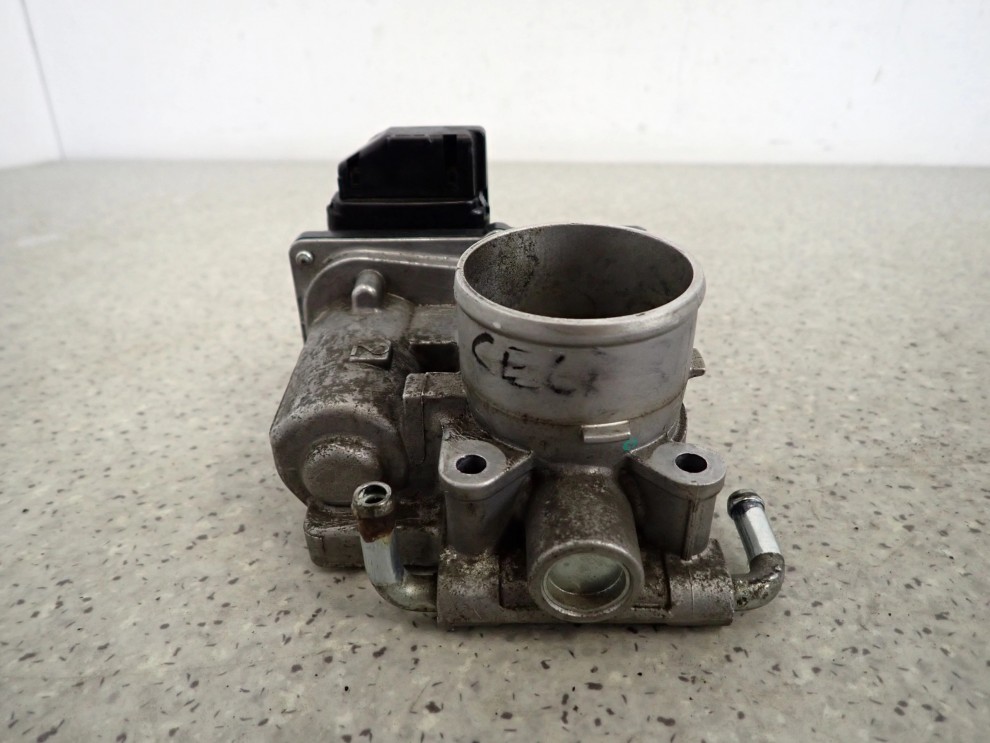 SUZUKI CELERIO 1.0i 14-19 PRZEPUSTNICA POWIETRZA 2/5