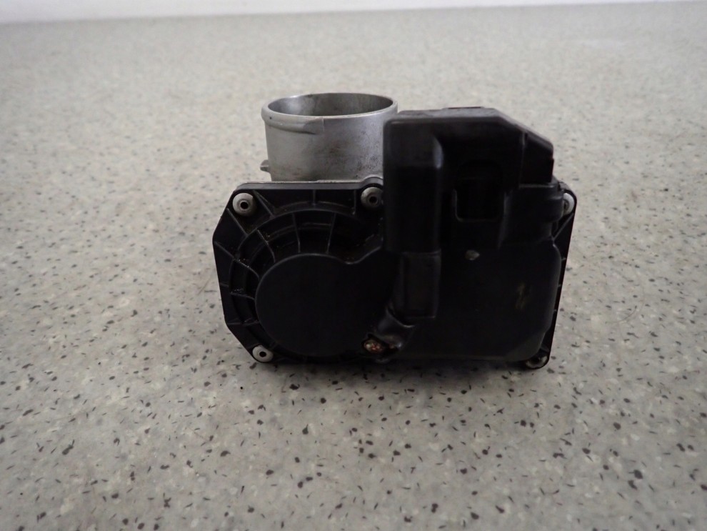 SUZUKI CELERIO 1.0i 14-19 PRZEPUSTNICA POWIETRZA 3/5