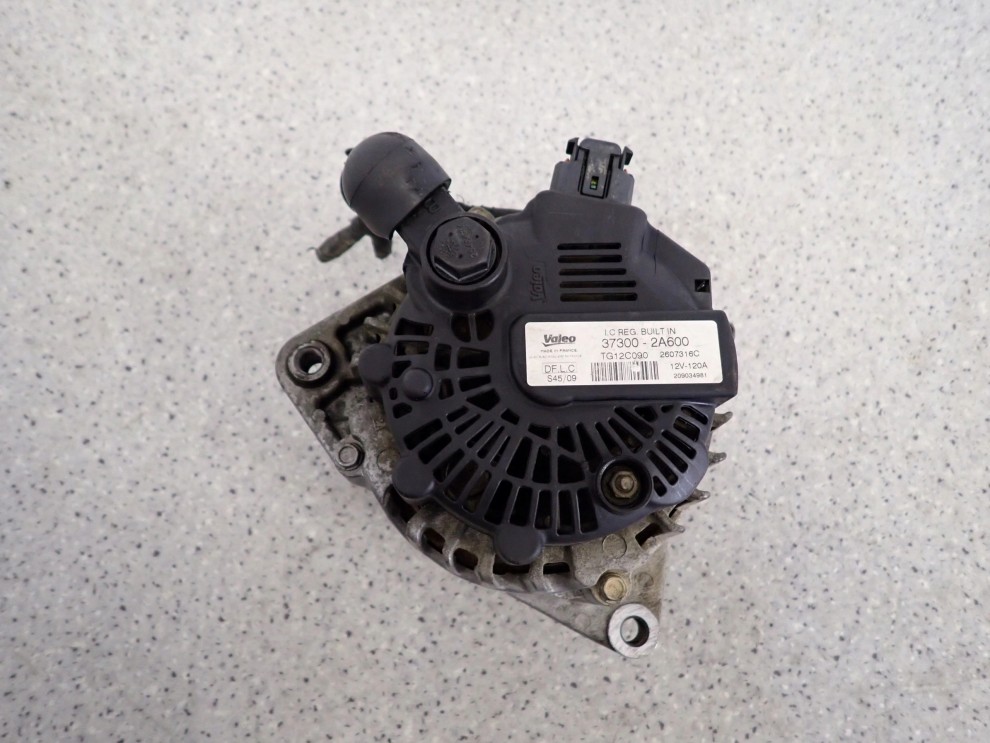 KIA VENGA 09- 1.4 CRDI ALTERNATOR 6/7