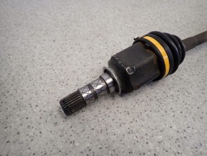 SUBARU IMPREZA III GH 07- 2.0D PÓŁOŚ PRZEDNIA LEWA 3/6 MINIATURA