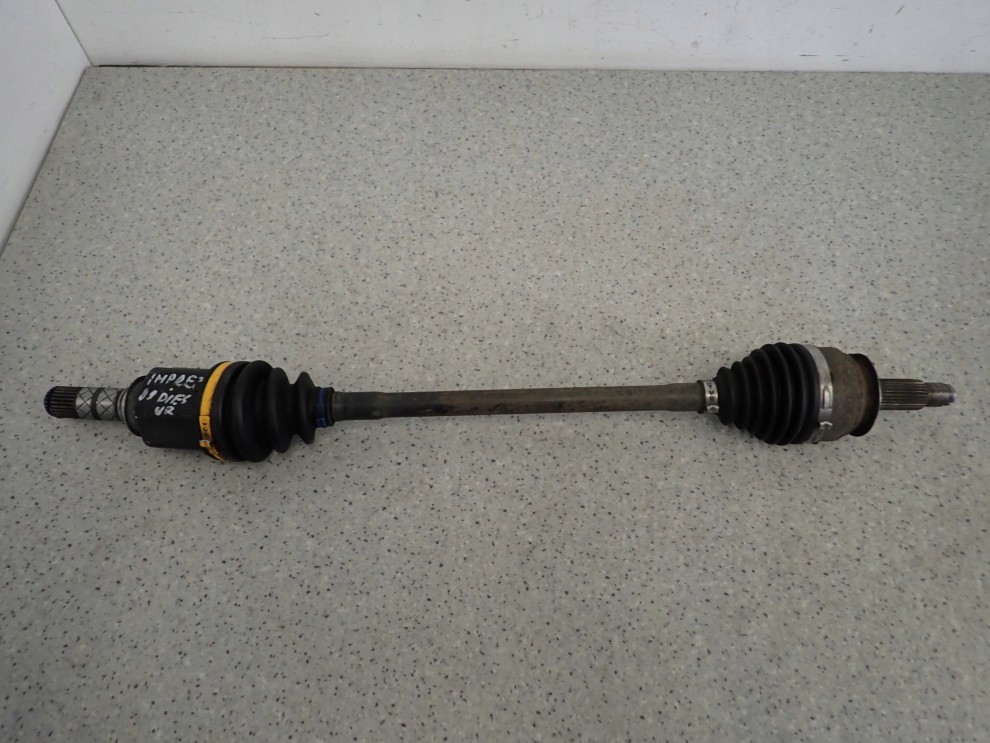 SUBARU IMPREZA III GH 07- 2.0D PÓŁOŚ PRZEDNIA PRAWA 1/7