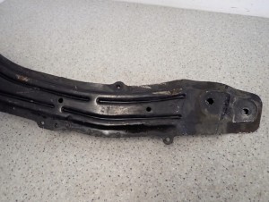 TOYOTA RAV 4 I 94-99 BELKA WZDŁUŻNA SILNIKA 7/7 MINIATURA