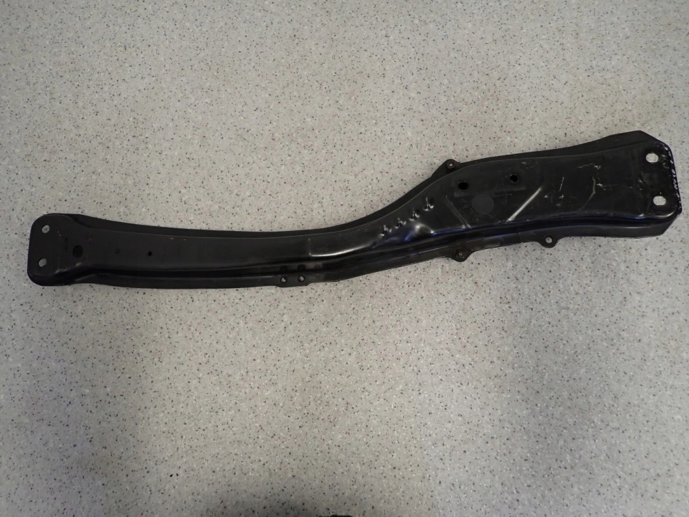 TOYOTA AVENSIS T22 97-02 BELKA ZAWIESZENIA WZDŁUŻNA 1/6