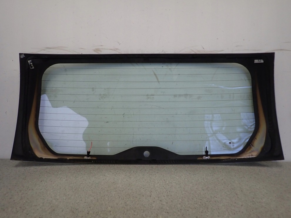 HYUNDAI GETZ 02-10 SZYBA TYLNA W KLAPE BAGAŻNIKA 3/3