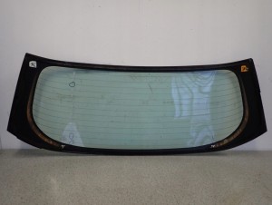 TOYOTA COROLLA E12 HB 02-07 SZYBA TYLNA W KLAPE BAGAŻNIKA 5/6 MINIATURA