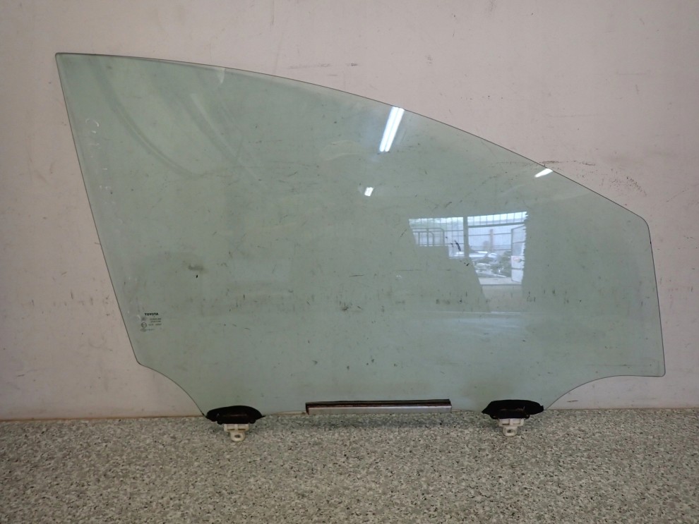 TOYOTA COROLLA VERSO 04-09 SZYBA DRZWI PRZEDNIA PRAWA 1/2