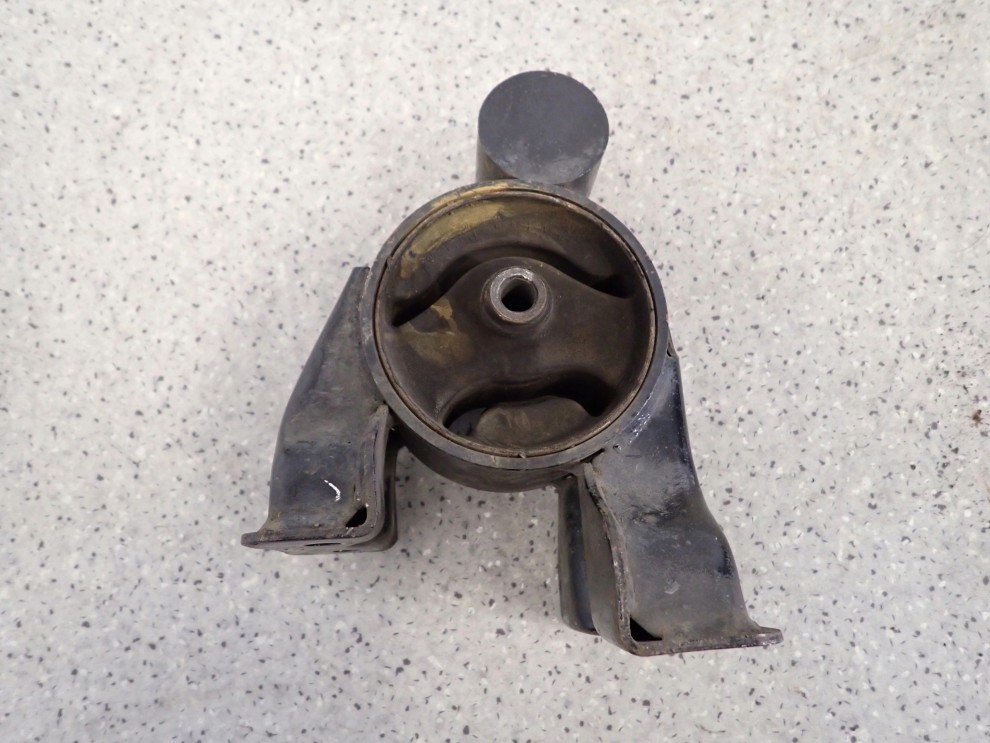 HYUNDAI i30 1.6 CRDI 07-11 PODUSZKA SILNIKA TYLNA 3/4