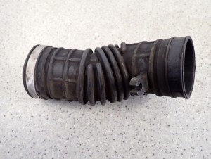 SUZUKI LIANA 02-07 1.3 BENZ RURA POWIETRZA 4/4 MINIATURA