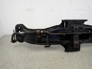 MAZDA PREMACY 323 BJ 98-03 BELKA ZAWIESZENIA TYŁ 4/8 MINIATURA