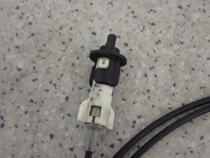 TOYOTA YARIS I 00-05 JP LINKA KLAPKI PALIWA Z ZAMKIEM 3/4 MINIATURA