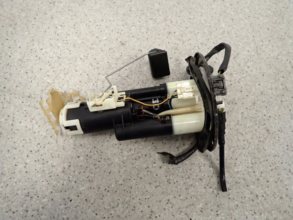 HONDA HRV 1.6i 99-05 POMPA PALIWA W ZBIORNIK 5/7