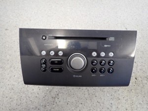 SUZUKI SWIFT 05-09 RADIO BEZ MP3