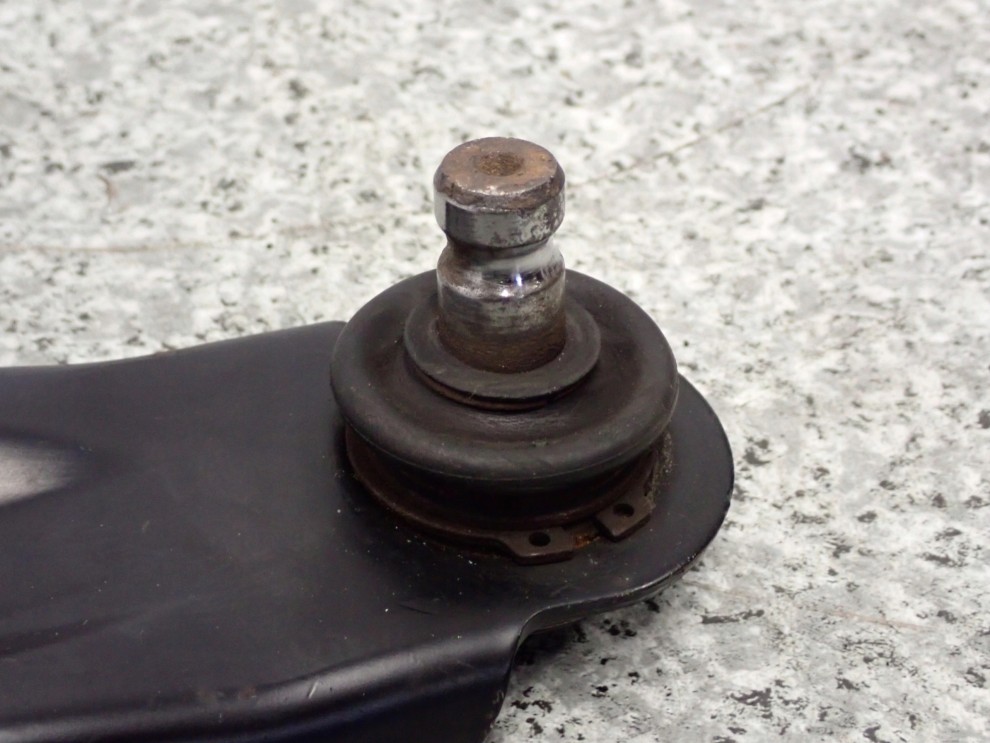 NISSAN NOTE E11 06-12 WAHACZ PRZEDNI LEWY 4/5