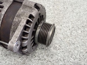 CHEVROLET CRUZE 1.7d 08- ALTERNATOR 5/7 MINIATURA