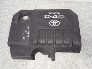 TOYOTA COROLLA VERSO 04-09 OSŁONA GÓRNA SILNIKA POKRYWA D-4D 2/7 MINIATURA